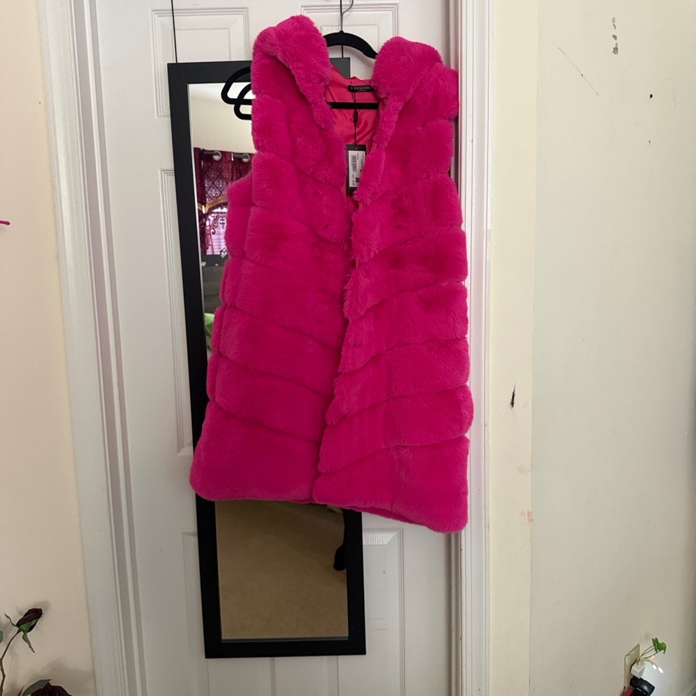 Prima Donna Vibrant Pink Faux Fur Vest
